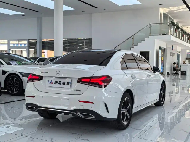 Mercedes-Benz A-Class — Фото автомобиля 15