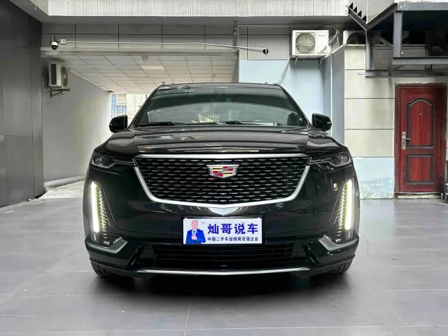 Cadillac XT6 — Фото автомобиля 8