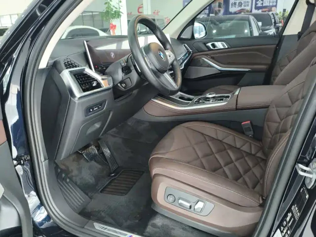 BMW X5 — Фото автомобиля 9