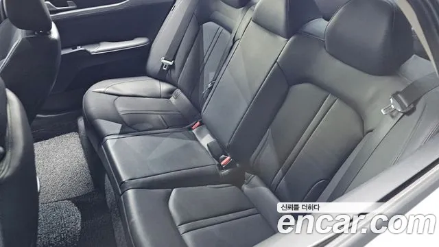 Kia K5 K5 3 поколение 2.0 LPI(Для проката) — Фото автомобиля 30