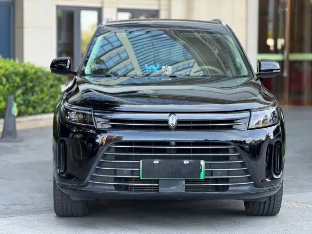 Aito M7 — Фото автомобиля 2