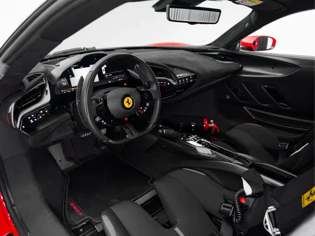 Ferrari SF90 — Фото автомобиля 19