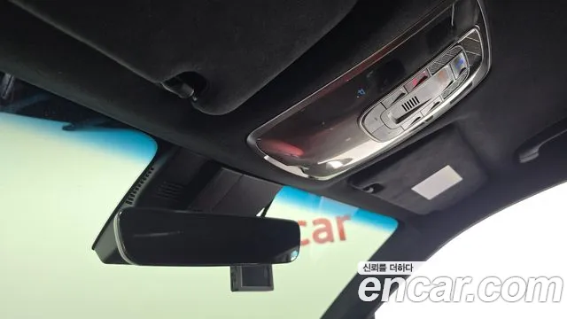 Genesis GV70 — Фото автомобиля 25