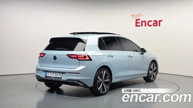 Volkswagen Golf Golf 8 поколение 2.0 TDI Prestige — Фото автомобиля 2