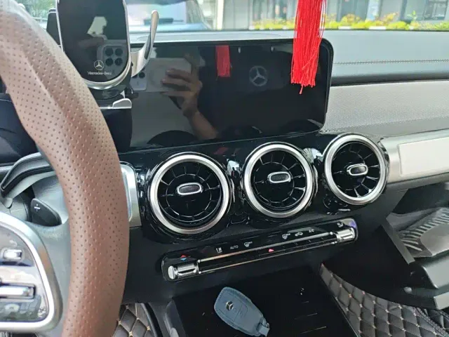 Mercedes-Benz GLB-Class — Фото автомобиля 9
