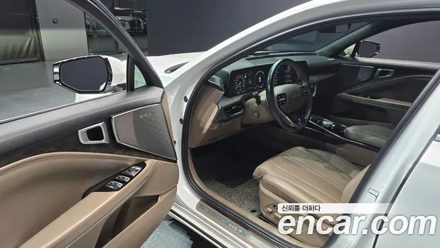 Kia K8 Hybrid — Фото автомобиля 15