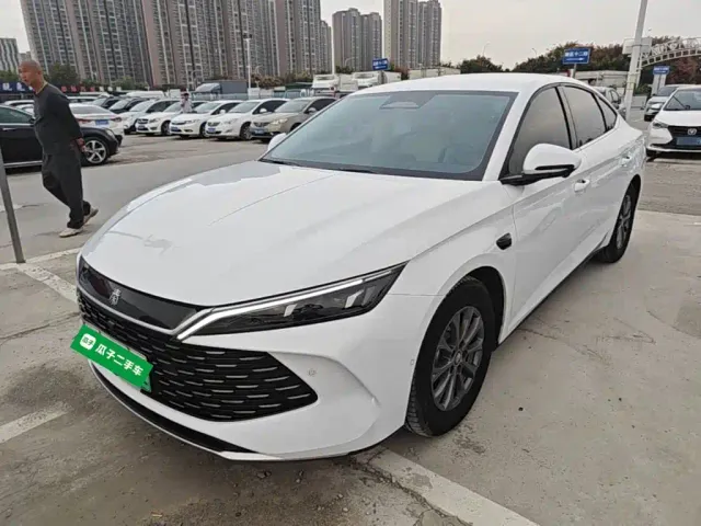 Фотография автомобиля — BYD Qin L