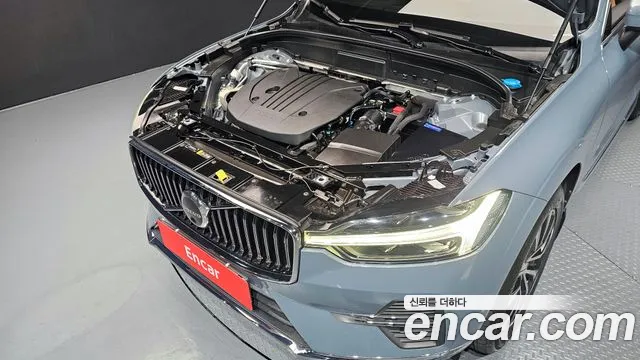 Вольво XC60 — Фото автомобиля 6