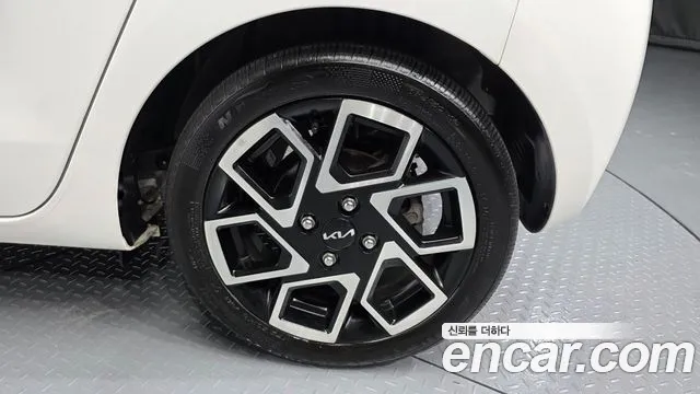 Kia RAY Новый Kia Ray Prestige — Фото автомобиля 5