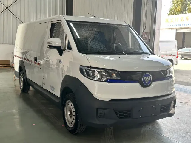 Foton Zhilan Jingling E7 — Фото автомобиля 3