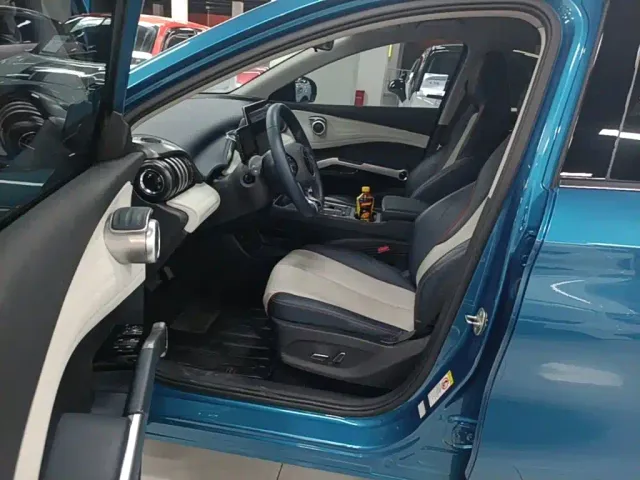 BYD Yuan PLUS — Фото автомобиля 14