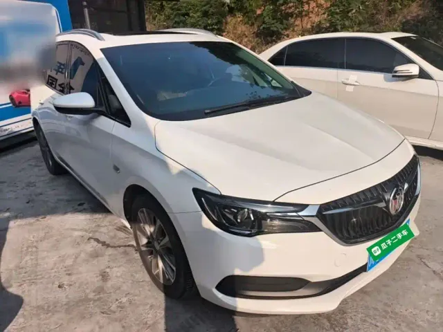 Buick GL6 — Фото автомобиля 3