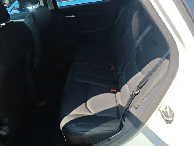Ford Escort — Фото автомобиля 16