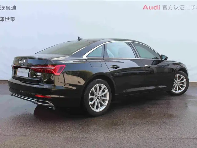Audi A6L — Фото автомобиля 3