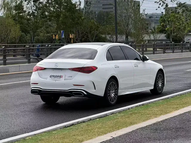 Mercedes-Benz C-Class — Фото автомобиля 7