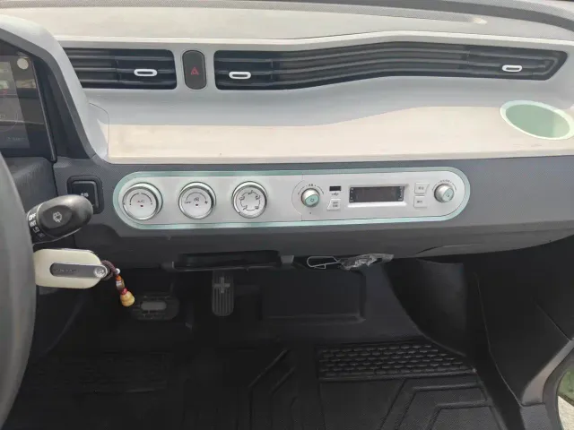 Wuling Hongguang Mini EV — Фото автомобиля 14