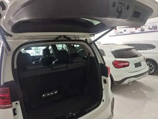 GAC Trumpchi M8 — Фото автомобиля 18
