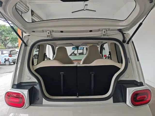 Wuling Hongguang Mini EV — Фото автомобиля 18