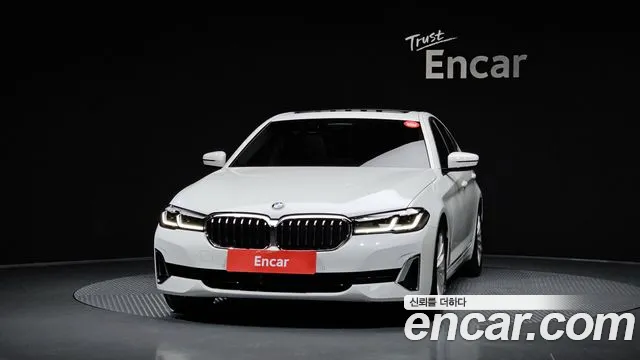BMW 5-Series — Фото автомобиля 3