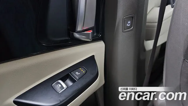 Kia Canival Carnival 4 поколение 9 мест Prestige — Фото автомобиля 19