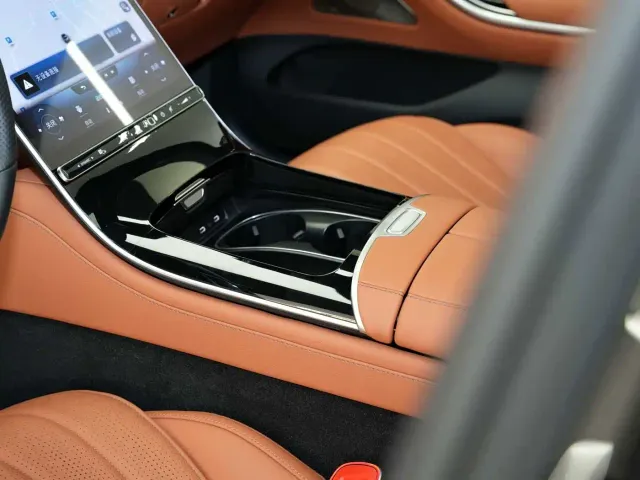 Mercedes-Benz S-Class — Фото автомобиля 10