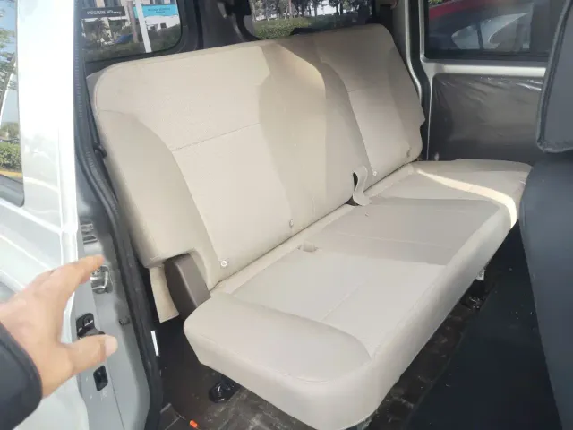 Wuling Hongguang V — Фото автомобиля 9