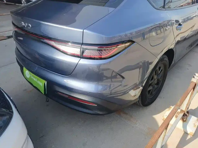 BYD Seal 05 DM-i — Фото автомобиля 7