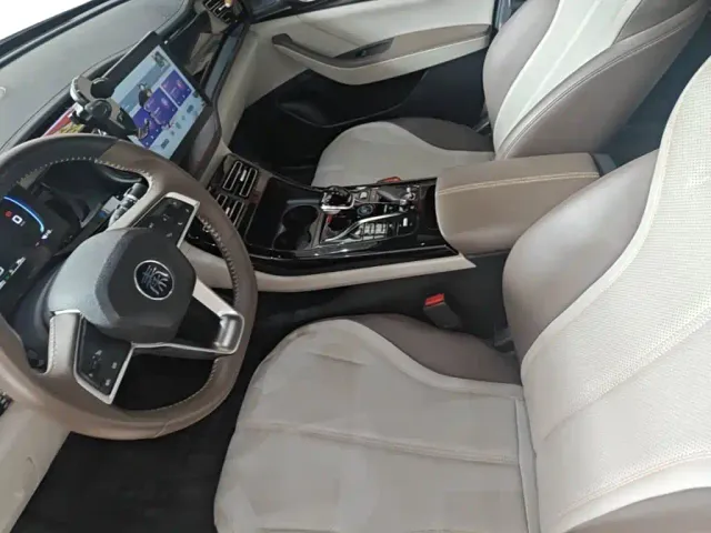 BYD Qin PLUS — Фото автомобиля 14