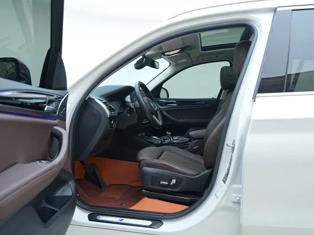 BMW X3 — Фото автомобиля 12