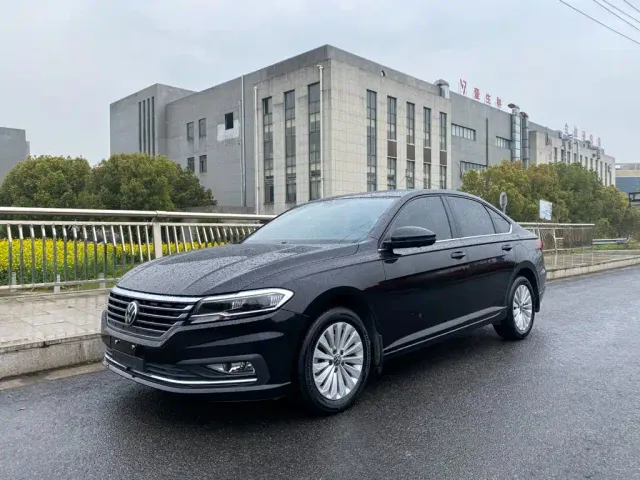 Фотография автомобиля — Volkswagen Lavida