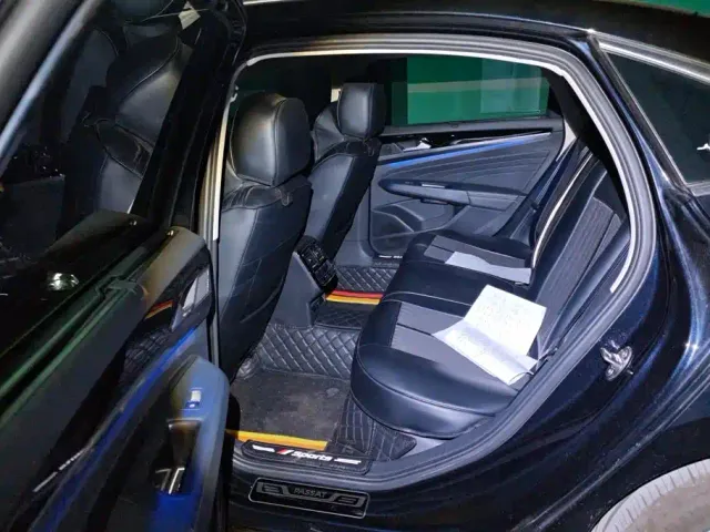 Volkswagen Passat — Фото автомобиля 11
