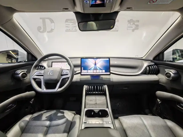 BYD Yuan PLUS — Фото автомобиля 6