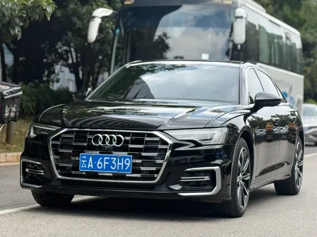 Audi A6L — Фото автомобиля 3
