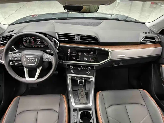 Audi Q3 — Фото автомобиля 7