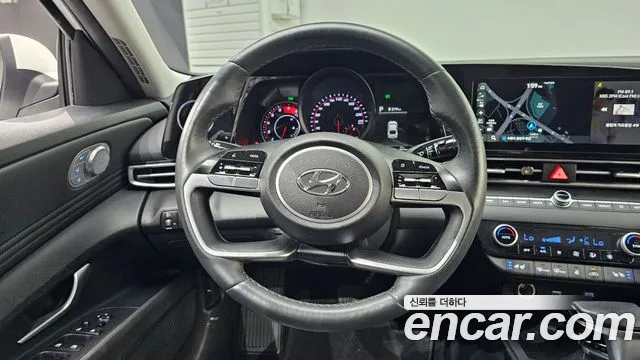 Hyundai AVANTE Avante (CN7) — Фото автомобиля 13
