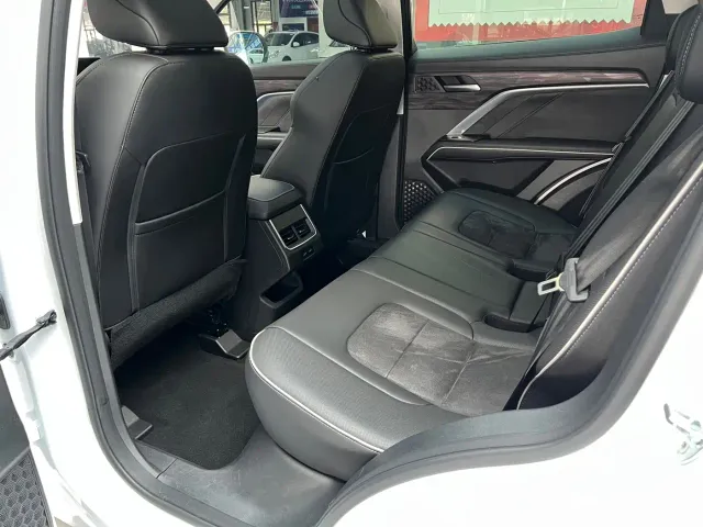 Haval H6 — Фото автомобиля 12