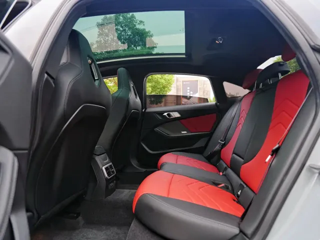 BMW M235L — Фото автомобиля 8