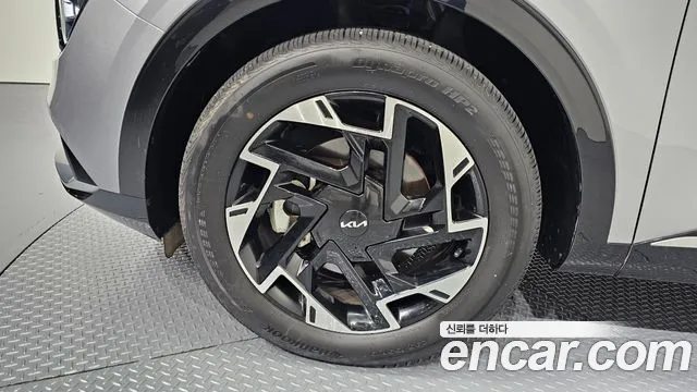 Kia Sportage Sportage 5-е поколение Бензин 1.6 Turbo 4WD — Фото автомобиля 5