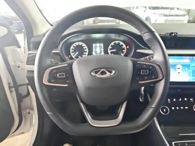Chery Arrizo 5 — Фото автомобиля 10