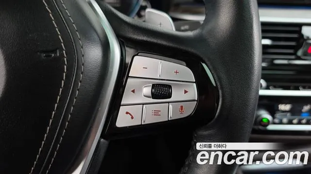 BMW 5 Series G30 — Фото автомобиля 25