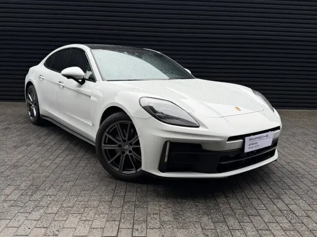Porsche Panamera — Фото автомобиля 3