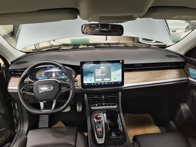 Skyworth Auto Skyworth HT-i — Фото автомобиля 9