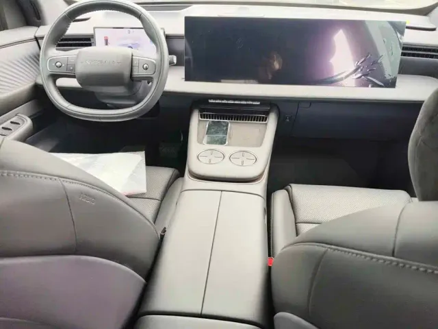 Nissan NX8 — Фото автомобиля 12