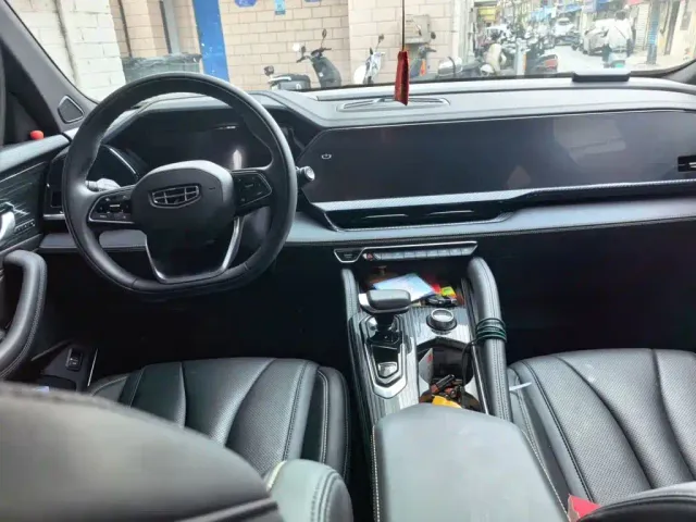 Geely Xingyue L — Фото автомобиля 5