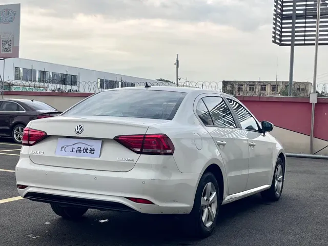 Volkswagen Lavida 2019 Lavida Start 1.5L Auto Comfort (China VI) — Фото автомобиля 15