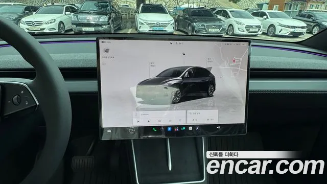 Tesla Model Y — Фото автомобиля 4