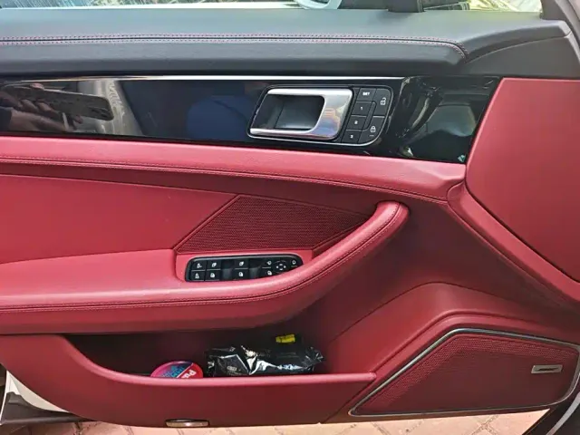 Porsche Panamera — Фото автомобиля 7