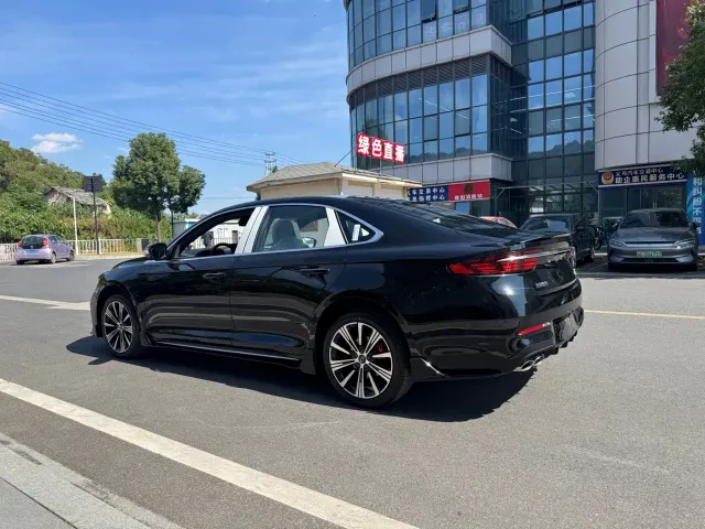 Geely Xingrui — Фото автомобиля 8