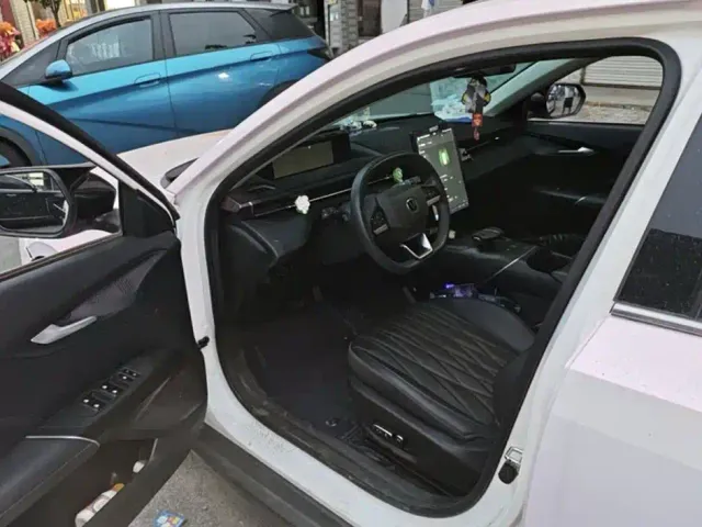 Changan Eado 2024 Model 1.5T GDI Auto Flagship Type — Фото автомобиля 14