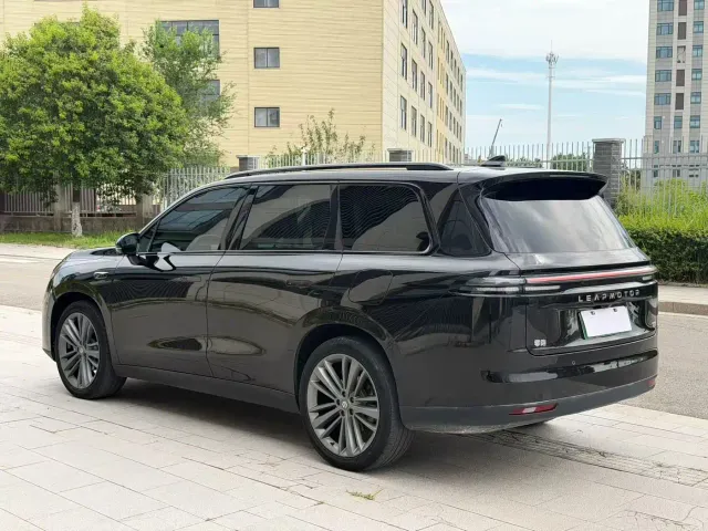 Leapmotor C16 — Фото автомобиля 4
